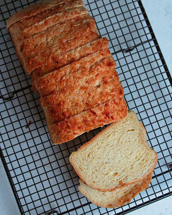 Pan de Coco Tajado (REBORN) 450gr
